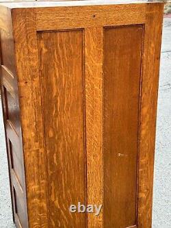 Fine Antique Tiger Oak 4 Drawer Filing Cabinet Panled Sides & Back Clean