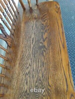 Gorgeous Rare Vintage Dinaire Furniture Bow Back Windsor Tiger Oak Settee/Bench