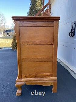Lexington Victorian Sampler Collection Double Triple Dresser With Spindle Mirror