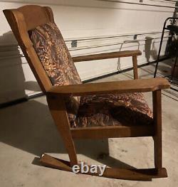 Local pickup only Antique Mission Arts Crafts Tiger Oak Rocking Chair