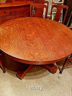 Mission Arts & Crafts Tiger Oak Antique round dining table with leaves