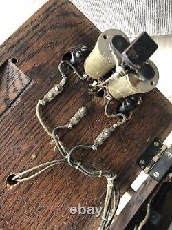 NICE EARLY ANTIQUE 1900's KELLOGG TIGER OAK WALL MOUNT CRANK TELEPHONE