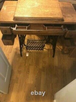 ORIGINAL Antique Singer Sewing Machine 5 Drawer Tiger Oak Cabinet Treadle Base