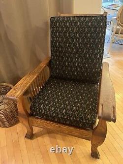 RARE Stickley Morris Clawfeet Clawfoot Tiger Oak Reclining Antique Chair 1900s