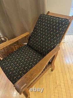 RARE Stickley Morris Clawfeet Clawfoot Tiger Oak Reclining Antique Chair 1900s