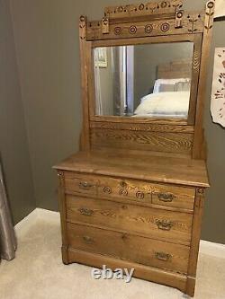 Tiger Oak 3 Piece Bedroom Set Full Bed Frame, Mirrored Dresser, Nightstand