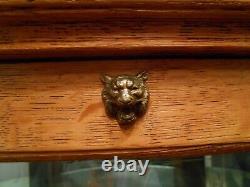 Tiger Oak Antique Curio Cabinet withCurved Glass an Claw Feet