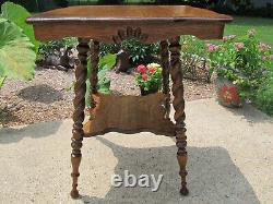 Victorian Antique Parlor Table Tiger Oak Barley Twist Legs and Lower Shelf