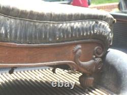Vintage 1800's Tiger Oak Fainting Couch /chaise Lounge With Applied Dolphins