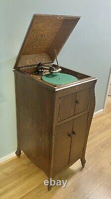Vintage Antique Victor Talking Machine Victrola 1917 Tiger Oak VV-XI Phonograph
