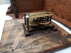 Vintage Pequegnat Windsor Quarter Tiger Oak Shelf Plate Clock Antique Rare