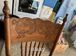 Vintage RARE carved skirt Oak Table with5 Leaves, 6 Chairs