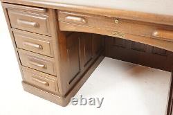 Vintage Tiger Oak Double Pedestal Desk, America 1920, B600