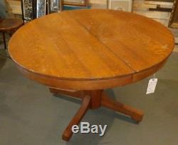 Vintage Tiger Oak Pedestal Dining Table Round 48 Diam 31.5 Tall