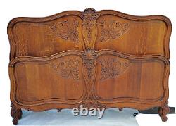 Vtg Country French Tiger Oak Bed with Floral & Shell Carving Approximate Queen