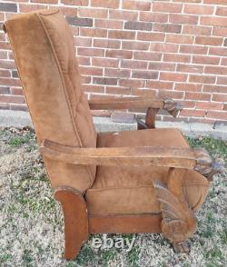 Winged Lion/Griffin Morris Chair Hand Made Tiger Oak Wood Needs Reupholstering